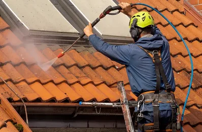 Démoussage et hydrofuge de toiture au Grès